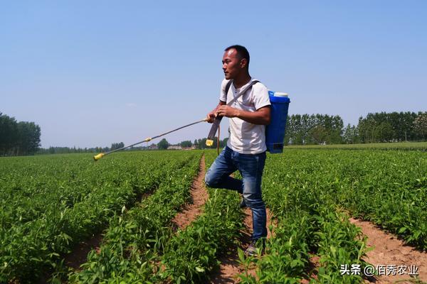 多菌灵能直接拌花土里使用吗 多菌灵怎么给土壤杀菌